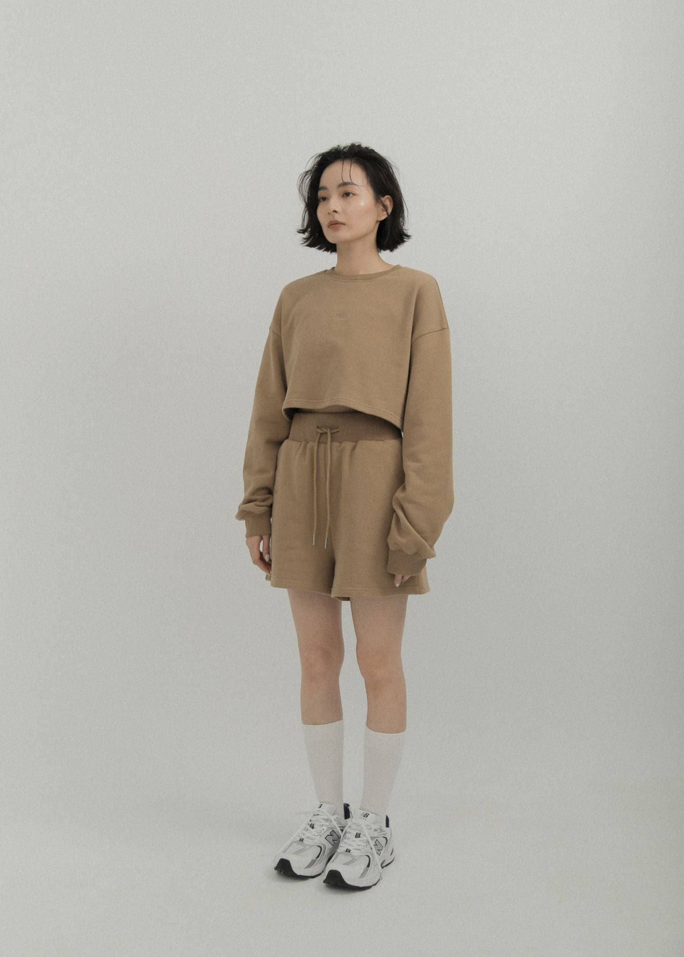 LM Leme logo cropped sweatshirt(Brown)