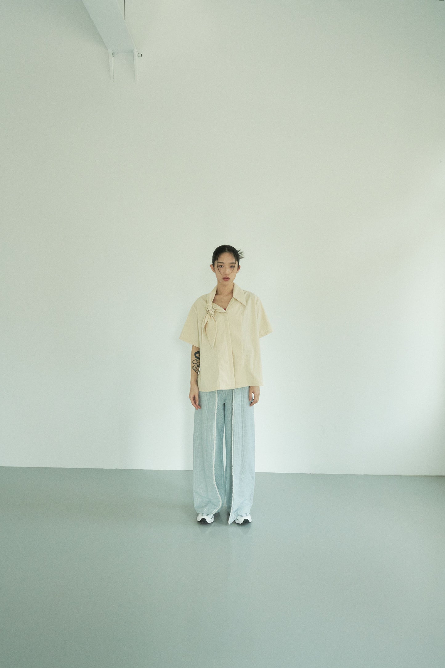 LM 扭結襯衫(米黃)