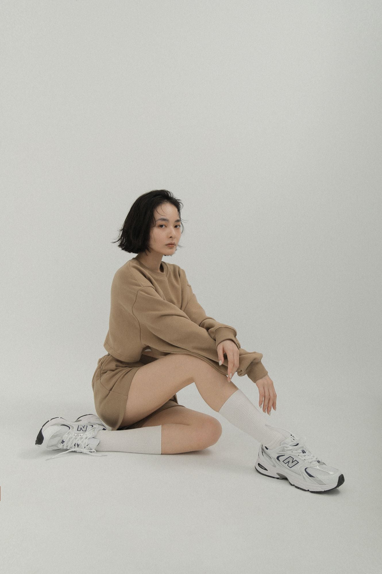 LM Leme logo cropped sweatshirt(Brown)